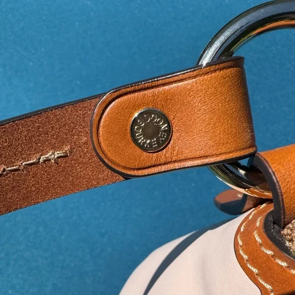 SOLD LIVE! Dooney & Bourke Blush Pink Leather Pouchette - Picture 12 of 13